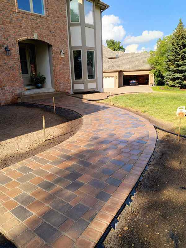 Designing-Nature-Hardscapes-and-Pavers-Gallery (50)